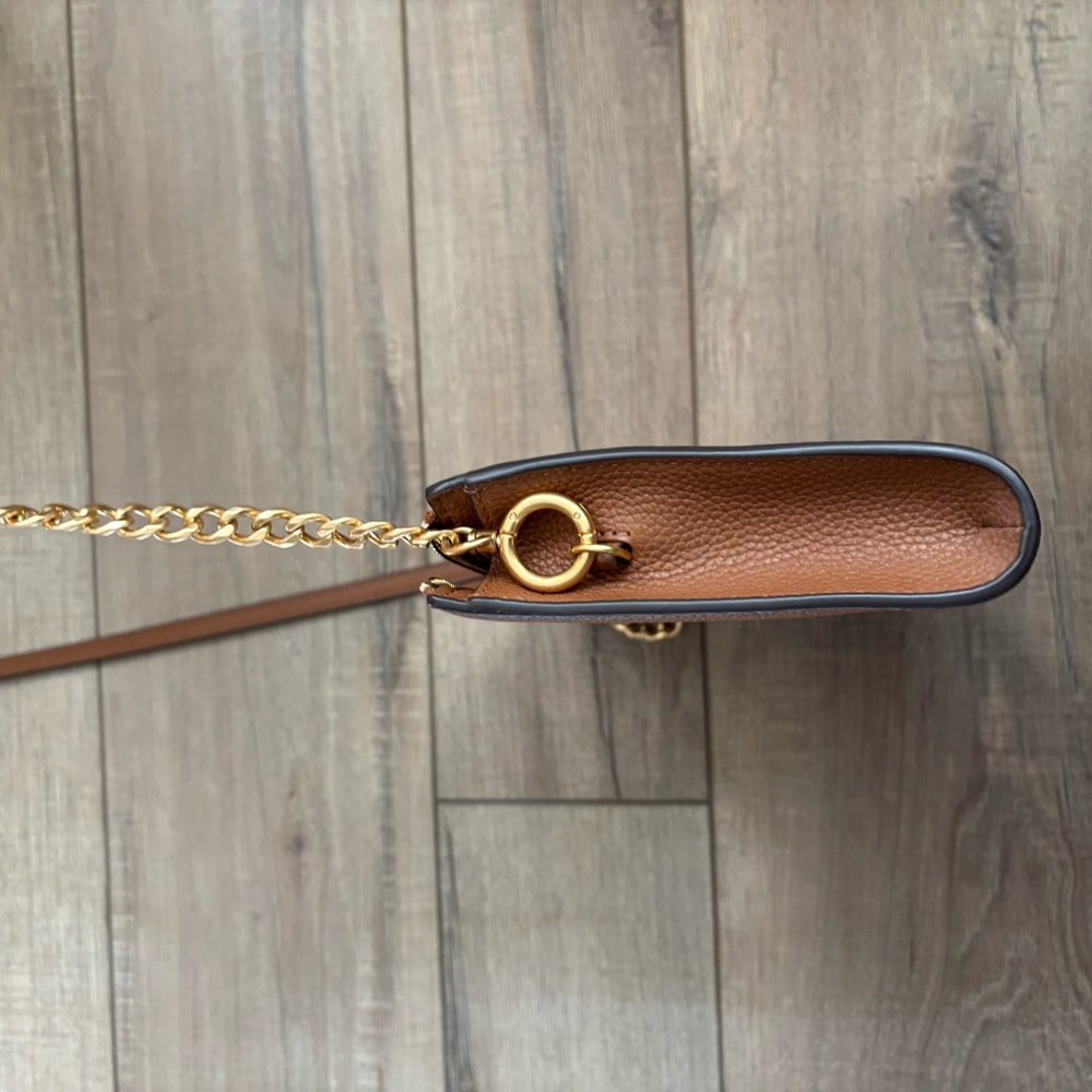 Tory Burch Tan Leather Crossbody Bag with Gold Chain - Picture 3 of 4